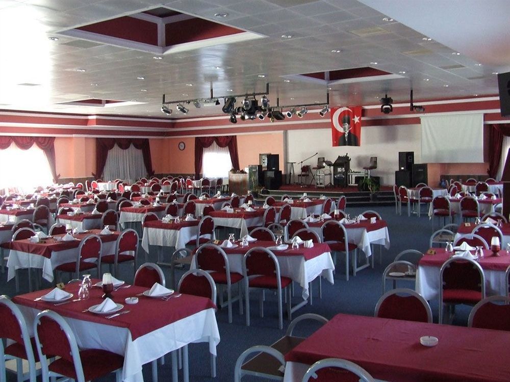 Metropolis Hotel Torbalı Eksteriør billede