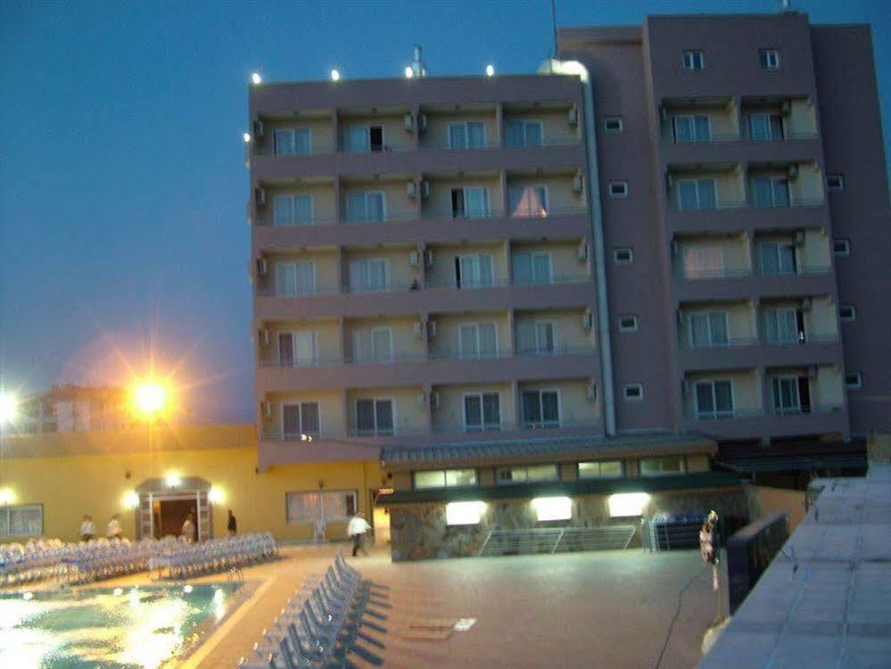 Metropolis Hotel Torbalı Eksteriør billede