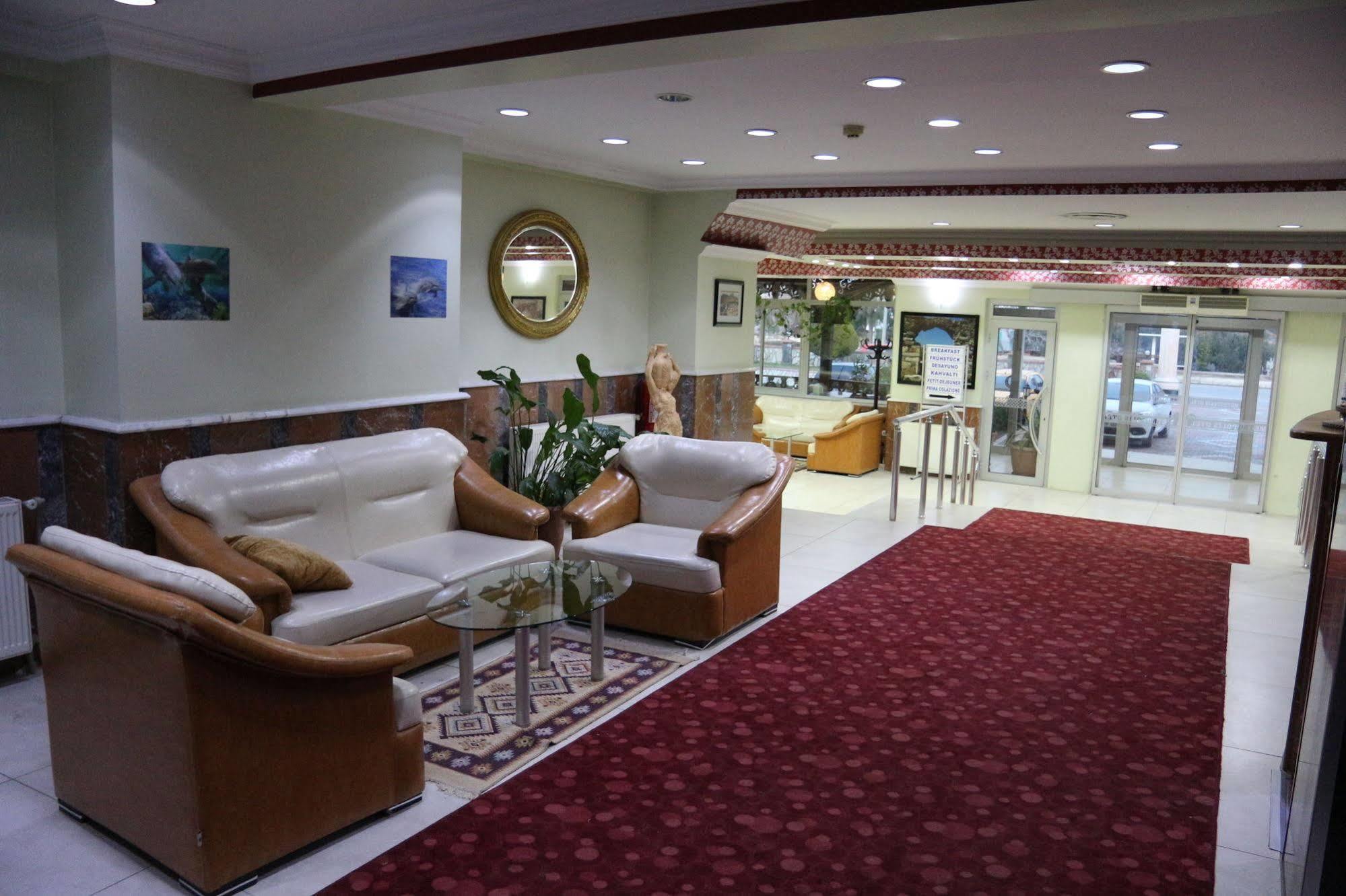 Metropolis Hotel Torbalı Eksteriør billede